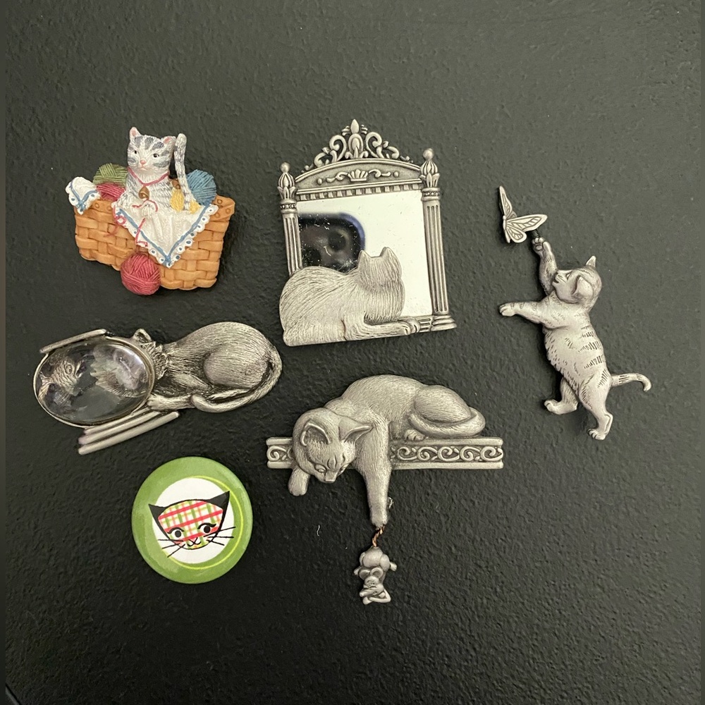 Vintage cat pins and brooches
